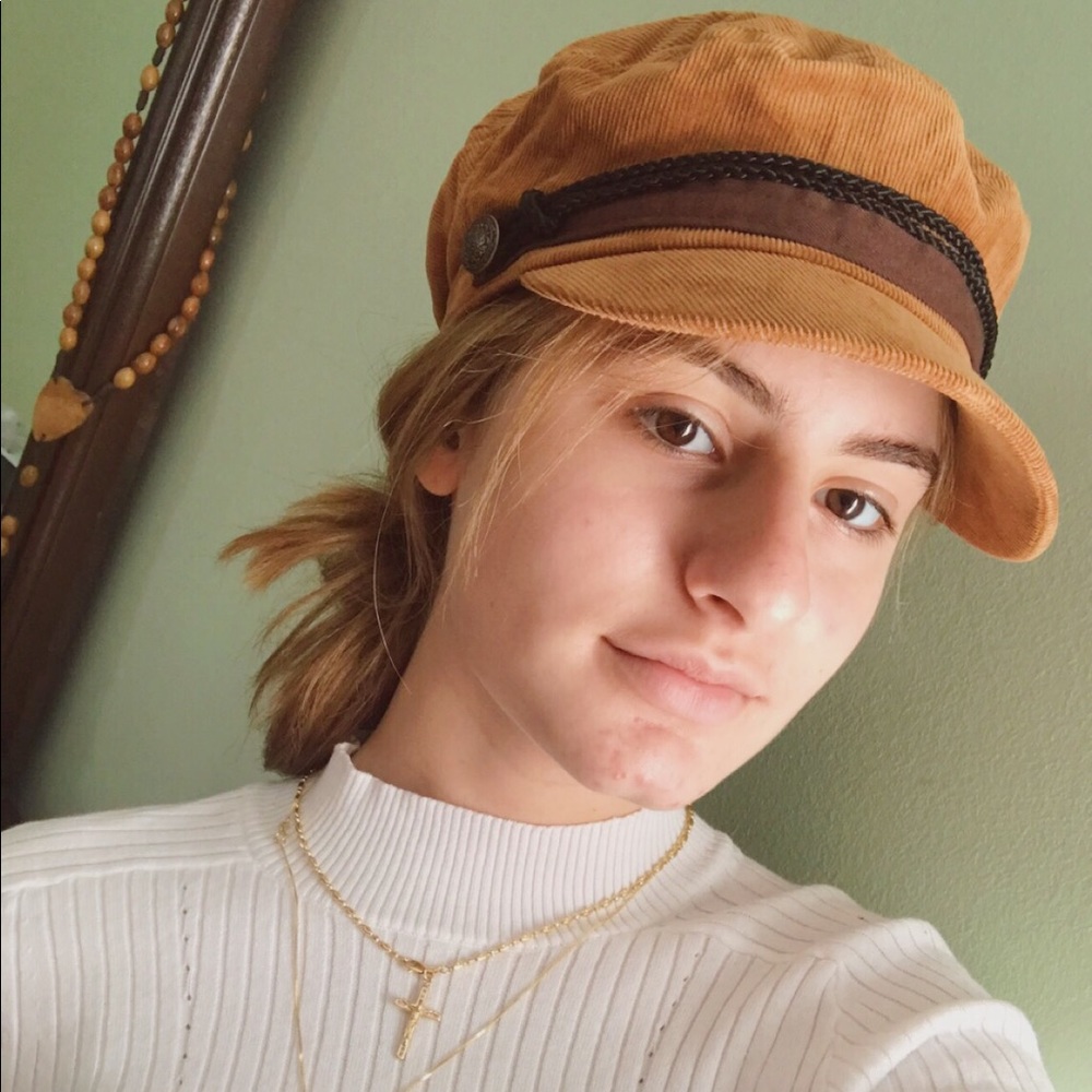 Meet your Posher, Liza